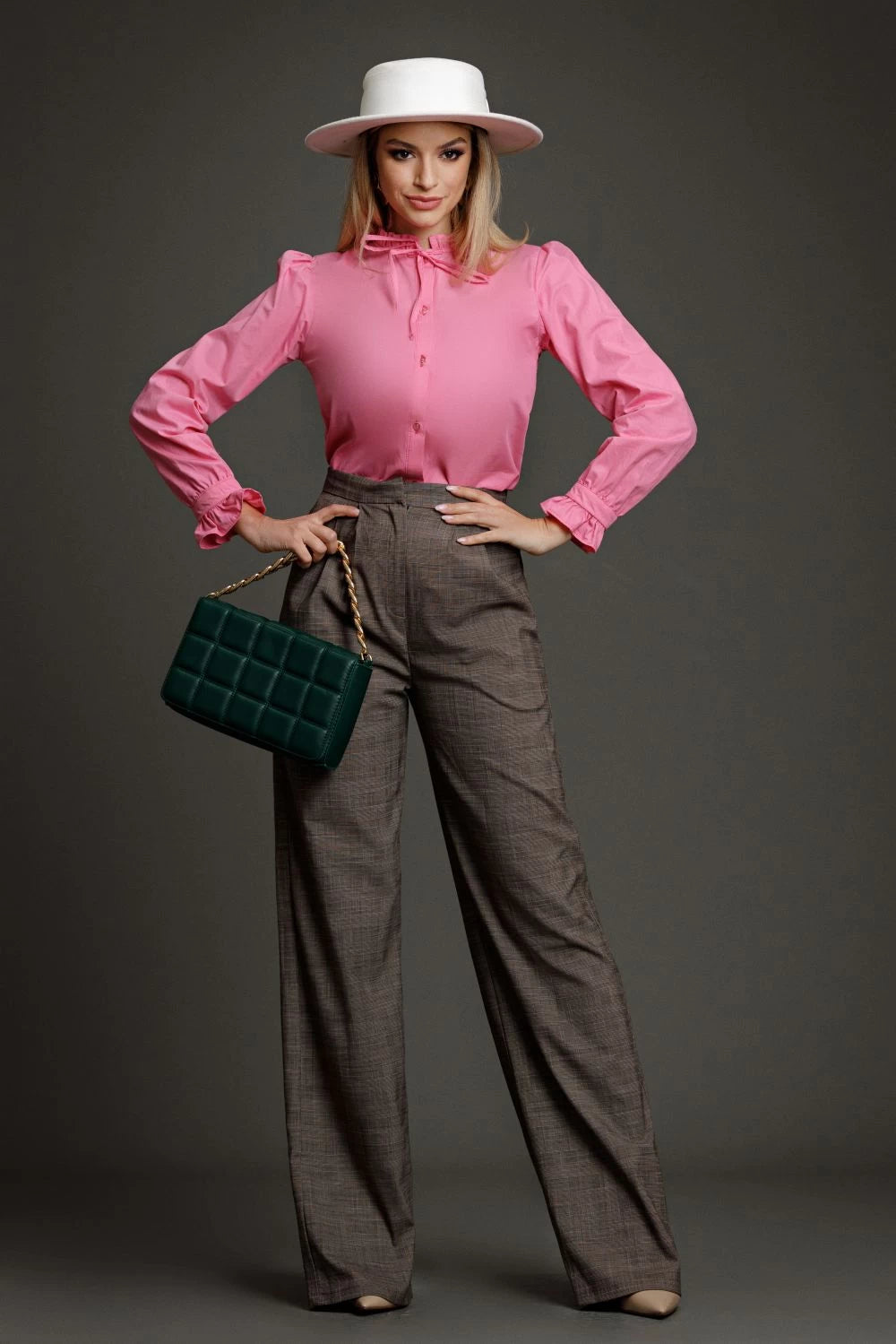 Camasa Timea roz cu guler si mansete incretite 2