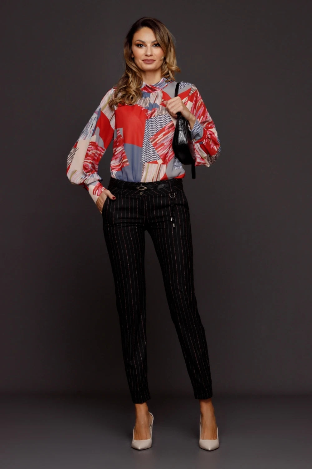 Pantaloni Aurora negri cu dungi