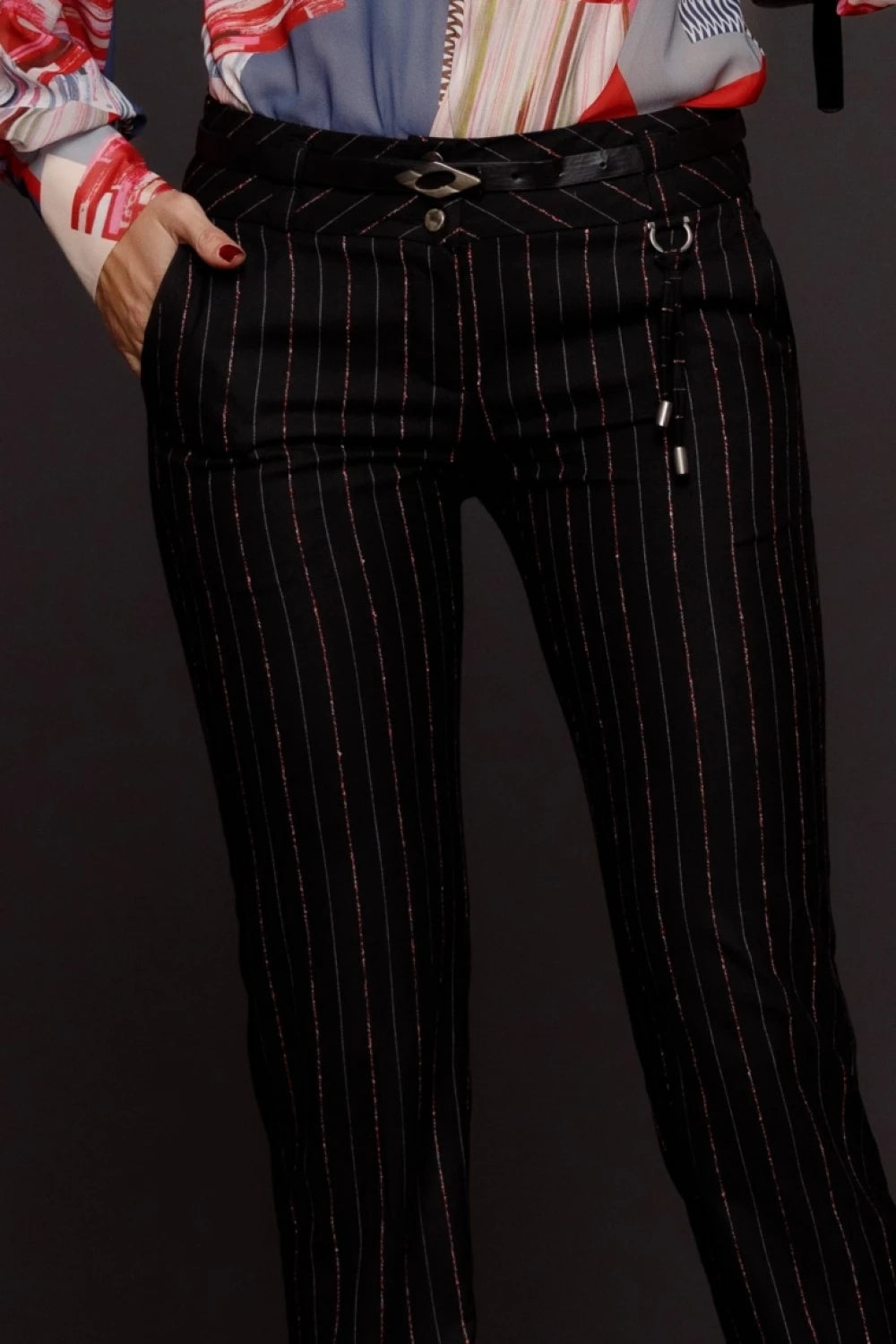 Pantaloni Aurora negri cu dungi 2