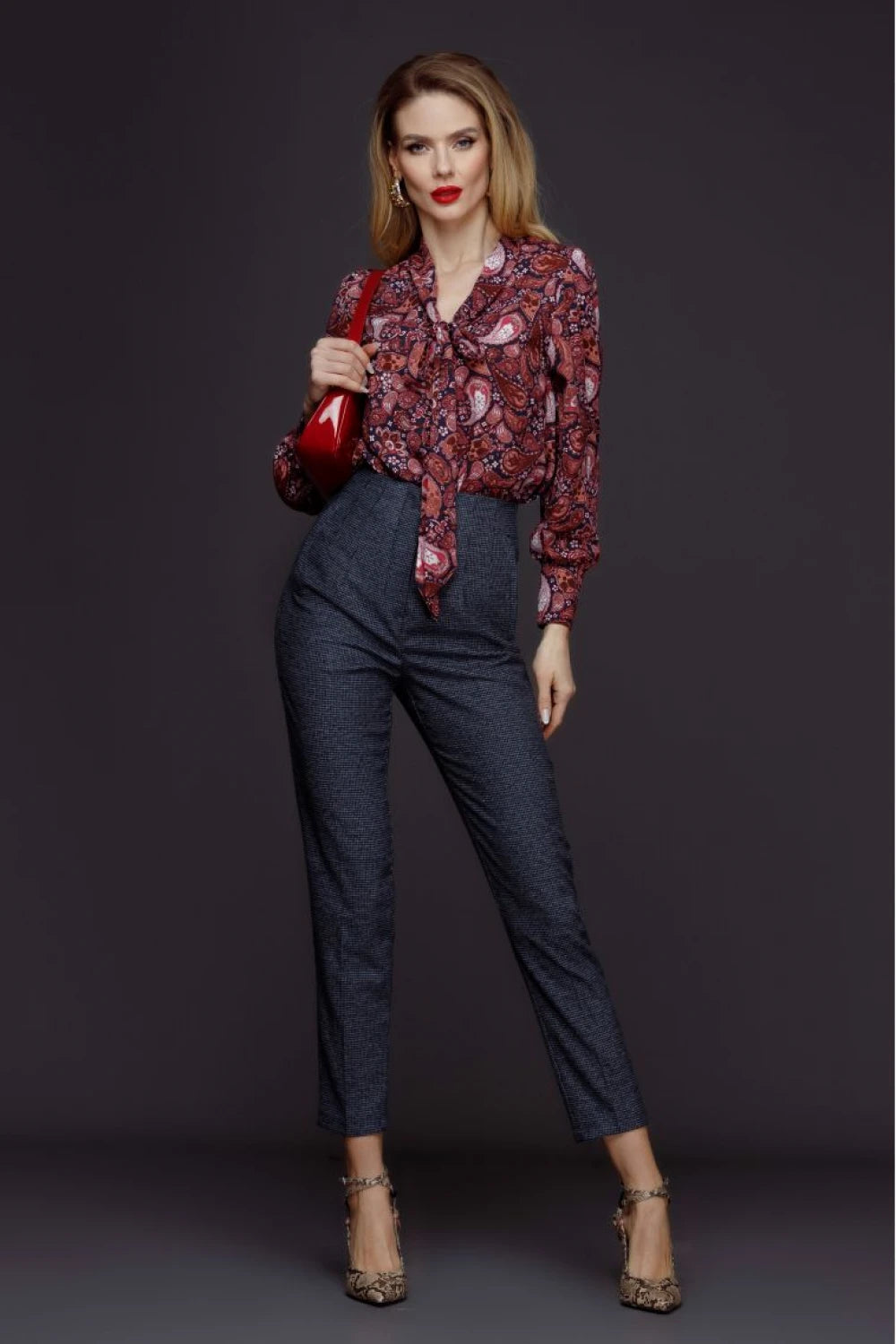 Pantaloni Filipa bleumarin