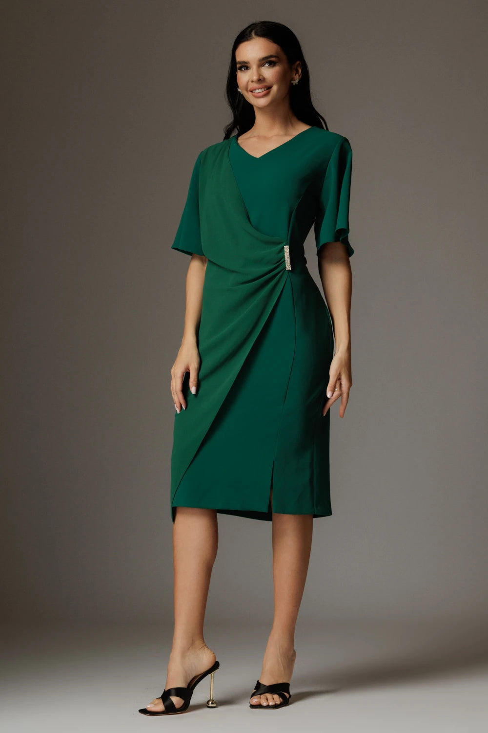 Rochie Audrey verde eleganta cu drapaj si aplicatie