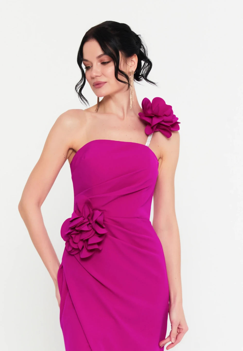 Rochie Desire lungă elegantă fucsia cu design asimetric 3